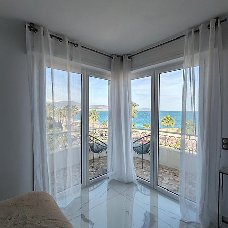 Beach Front, Superbe Appartement Pour 4 Personnes Νίκαια Εξωτερικό φωτογραφία